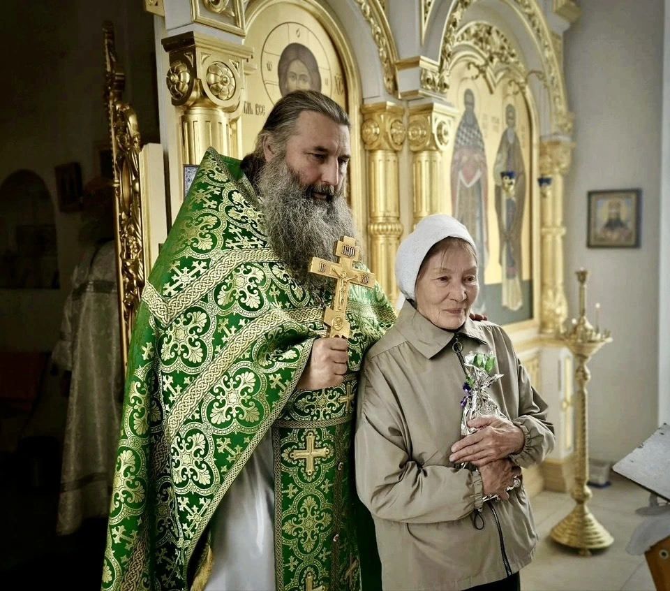 Помощь вдовам священников