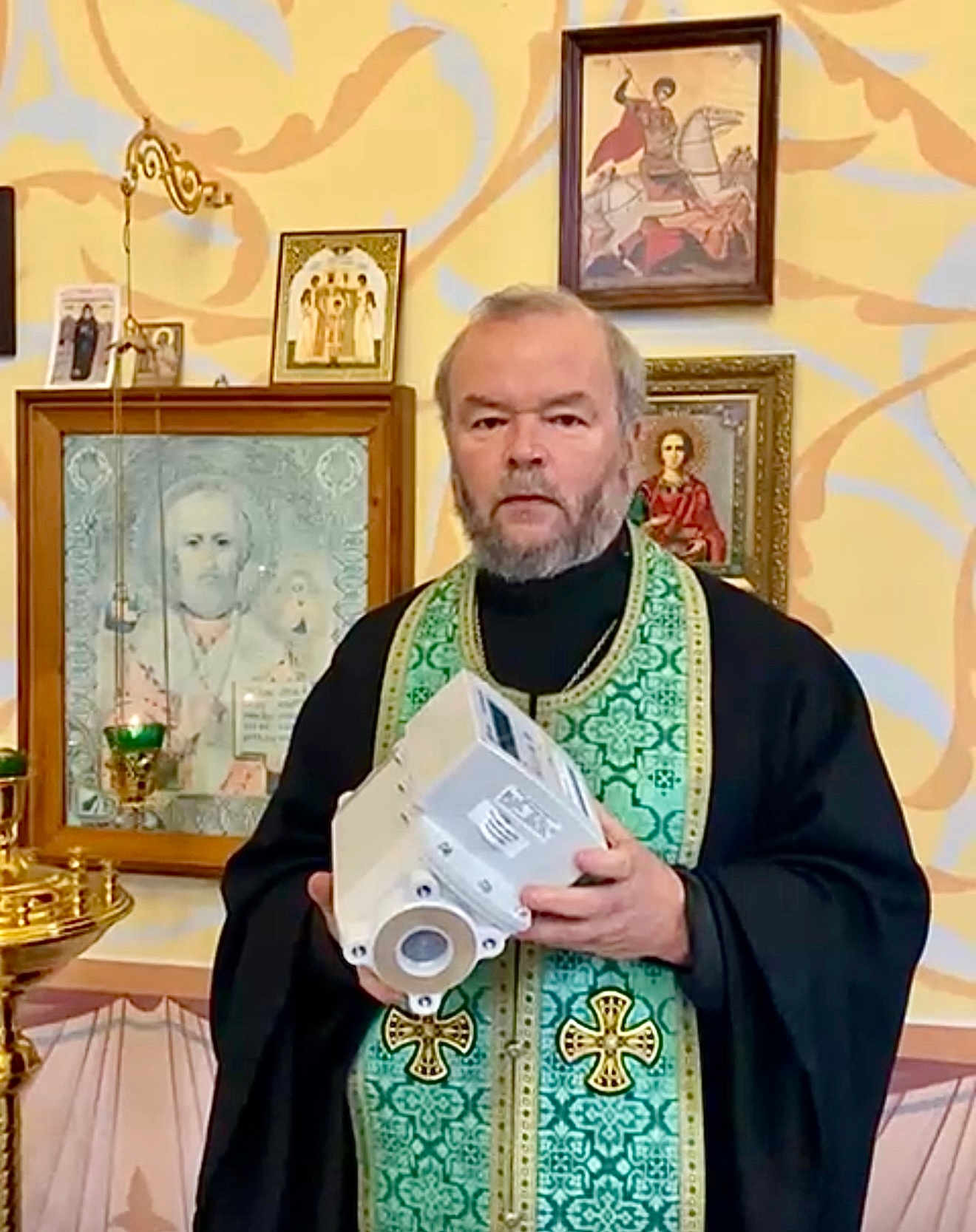 Установили котёл в храме Серафима Саровского города Южи, Ивановской области